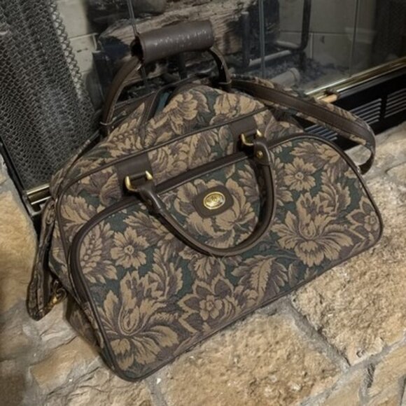 Vintage Protocol Floral Tapestry Vintage Overnight Large Travel Luggage - Picture 1 of 10